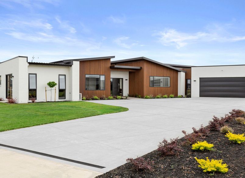 Beautifully Bespoke - St Kilda, Cambridge