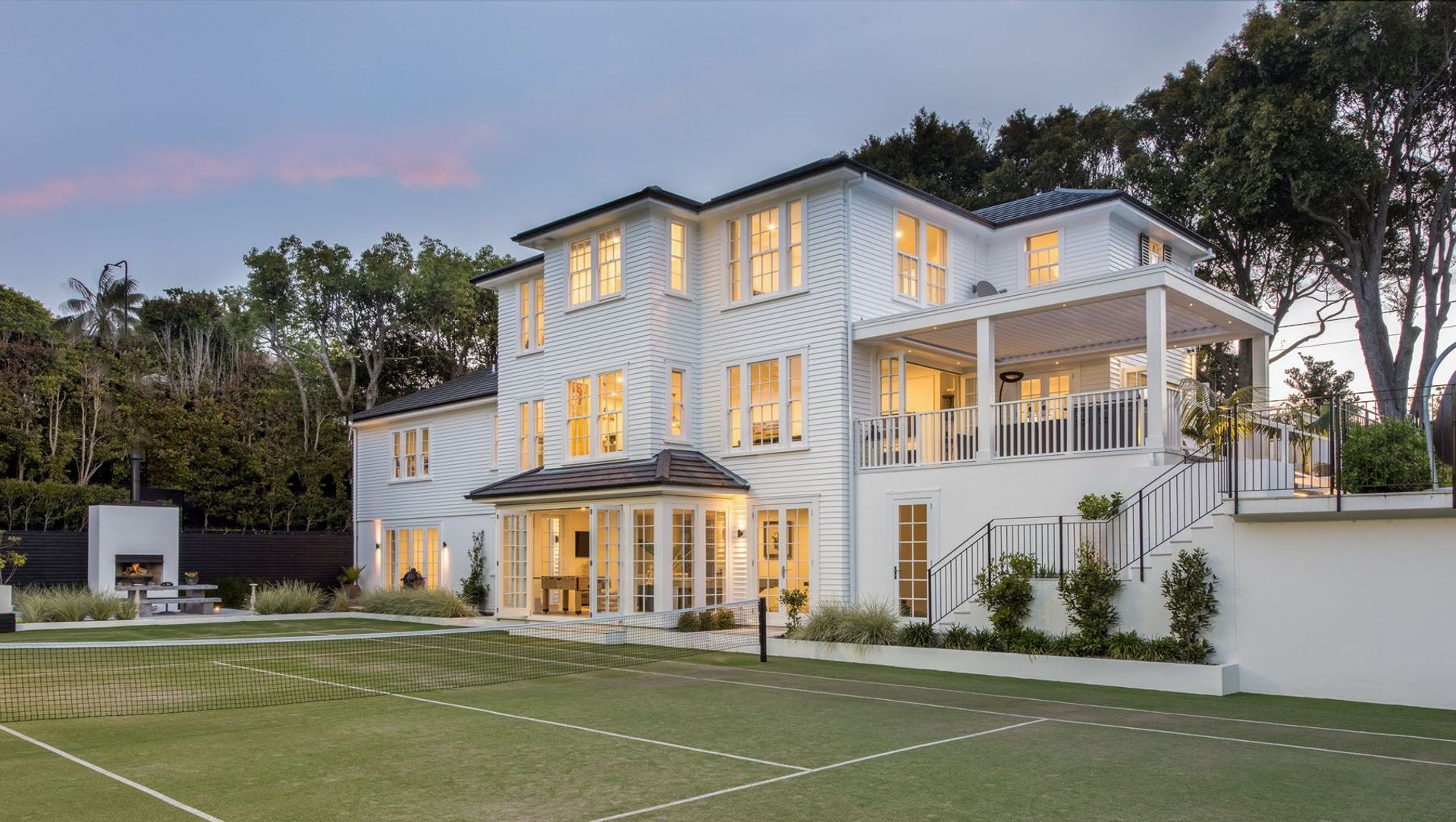 St Heliers Home banner