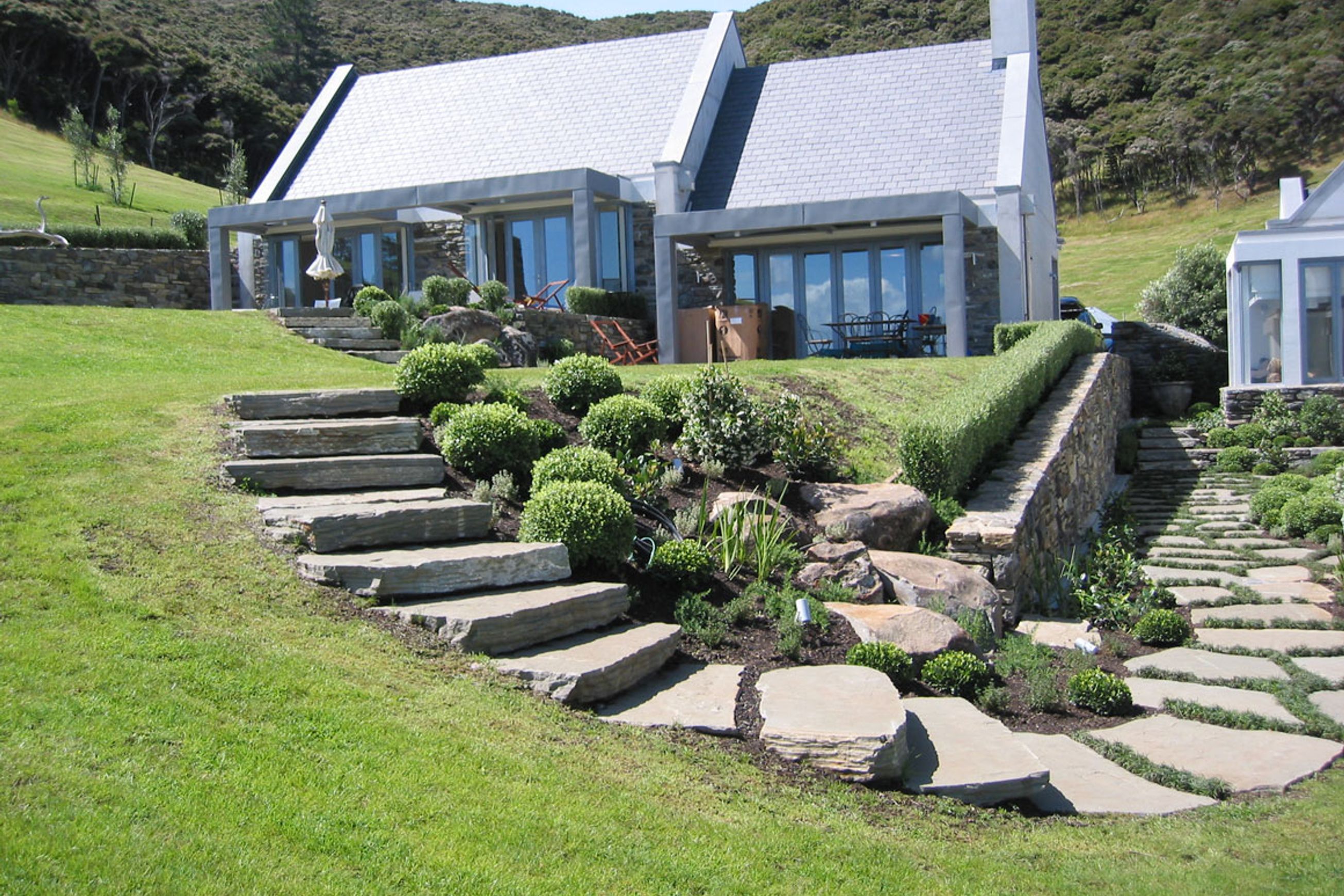 Paradise Stone Stepping Stones and Flagstones