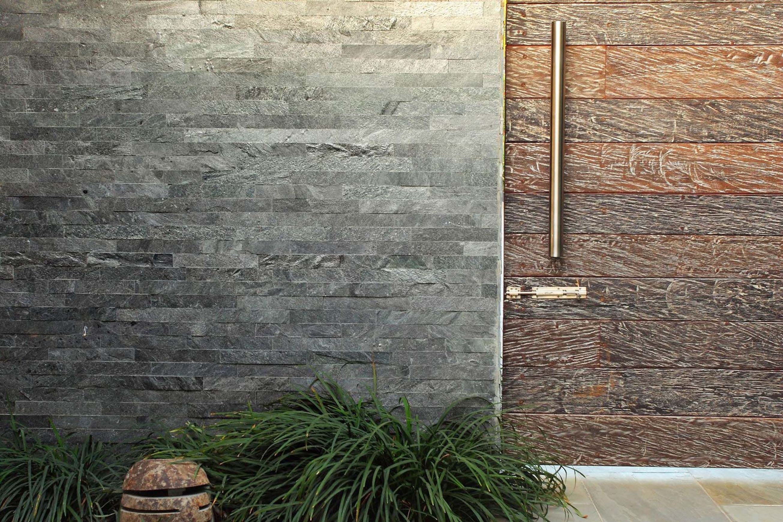 Strip Cladding 