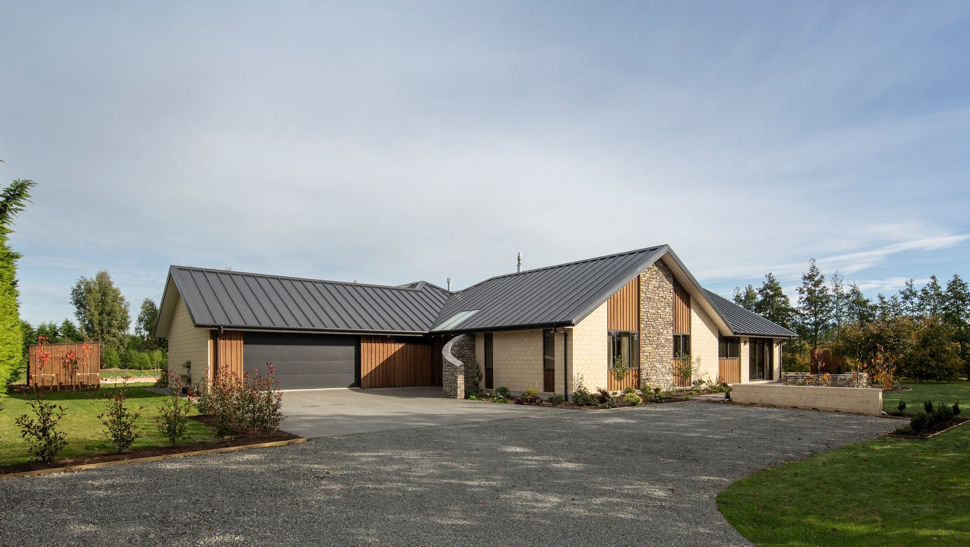 Style & Sustainability with Solar-Rib® banner