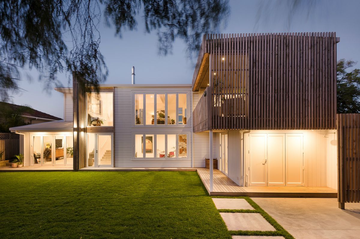 Sunday House