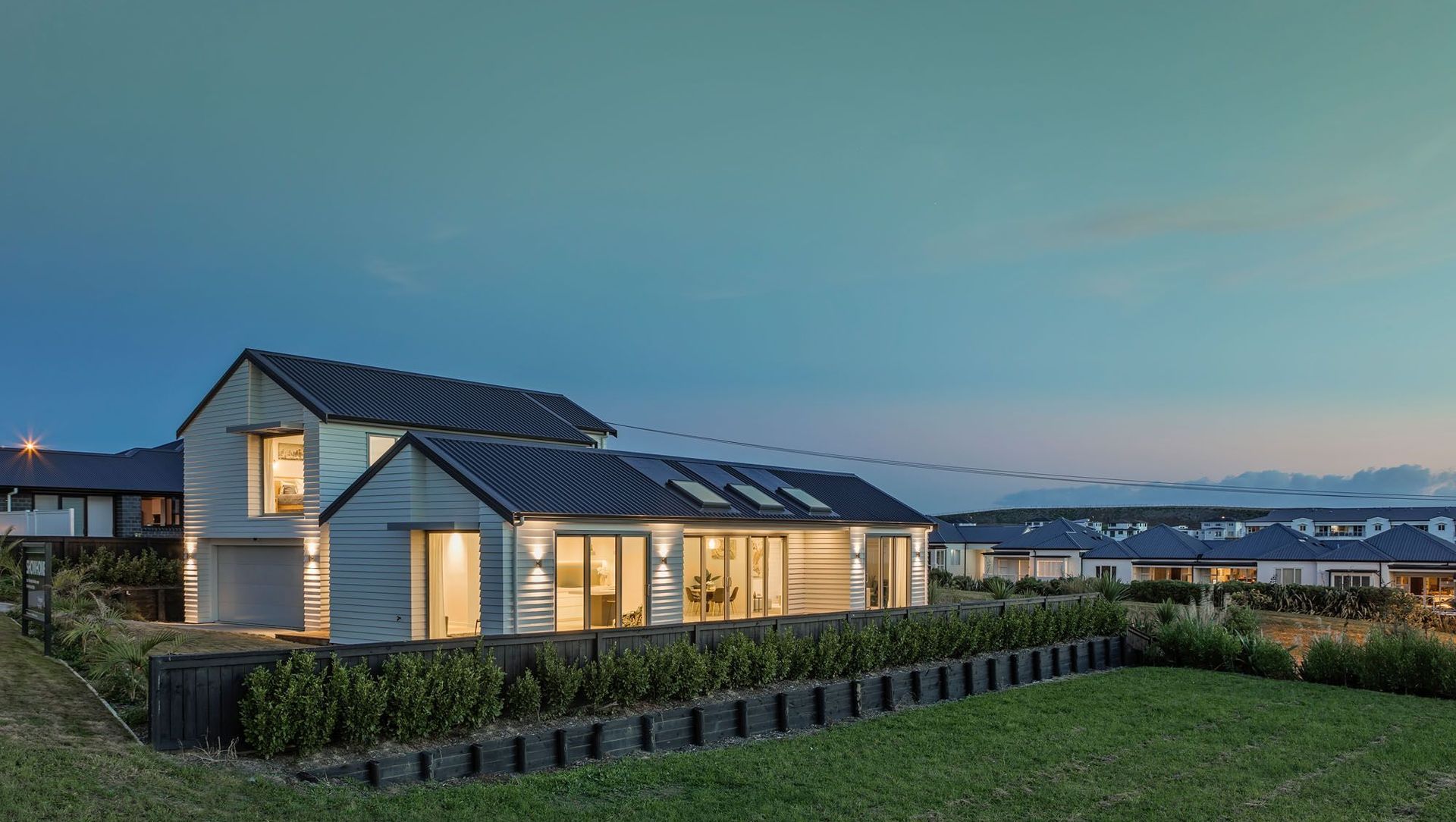 Syd Grant Crescent Home banner