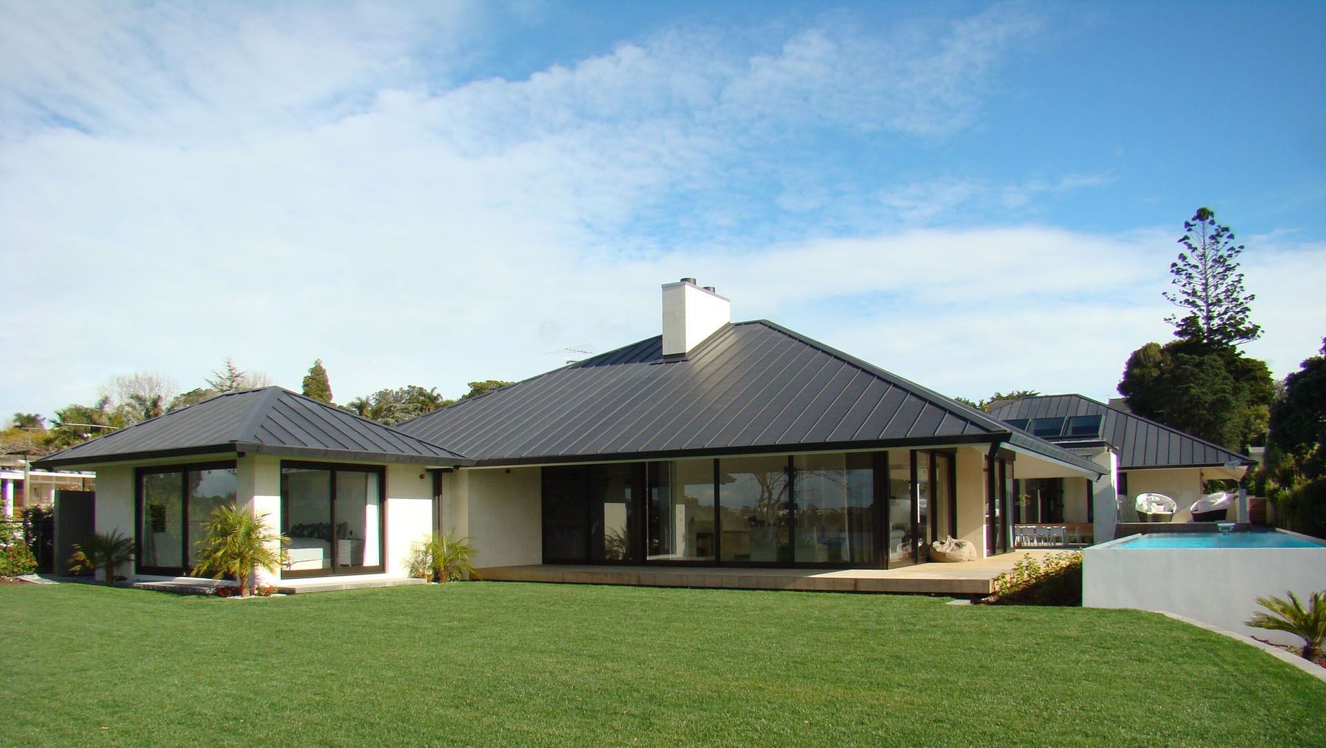 Takapuna Lake View Home banner