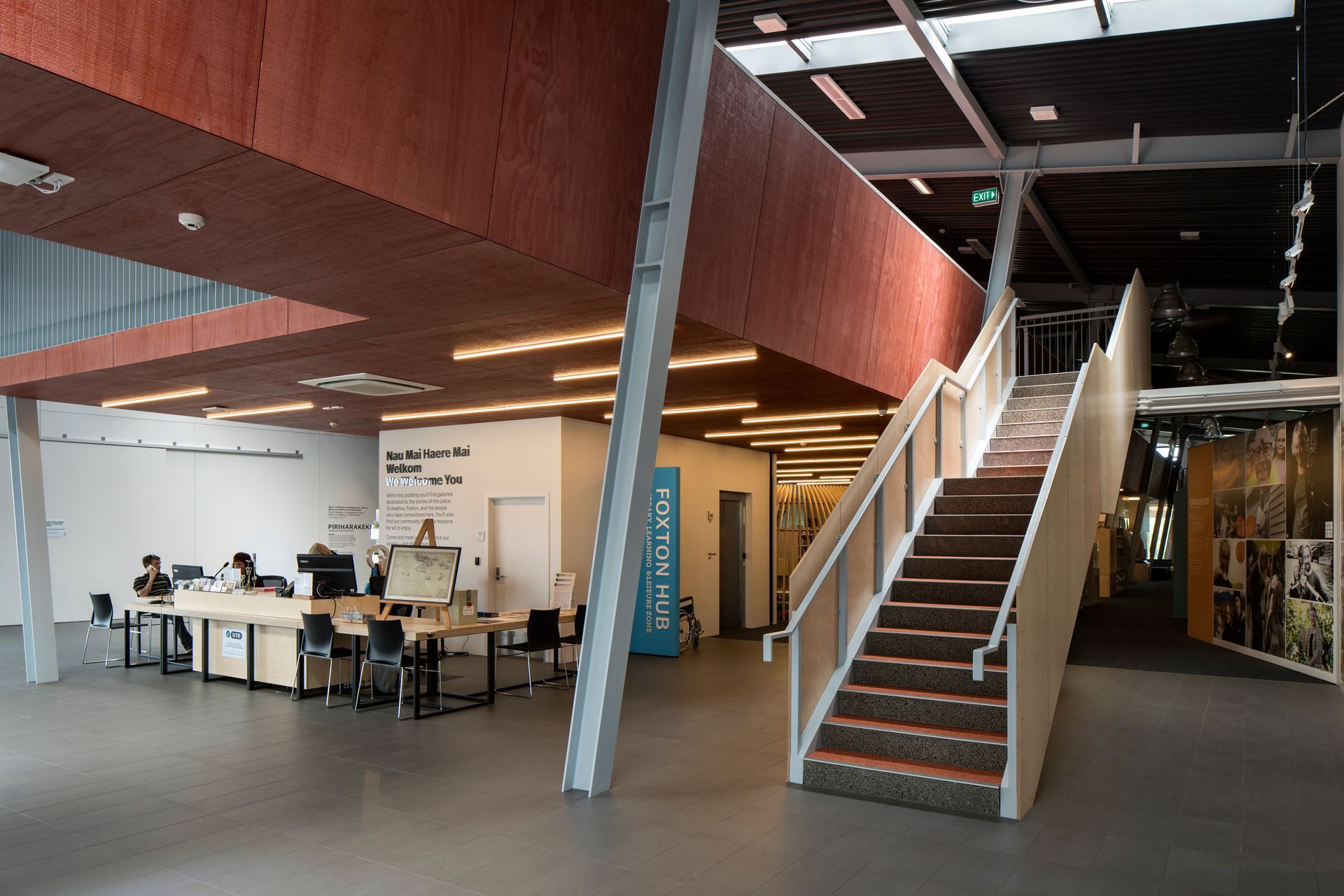 Towards Dutch Gallery