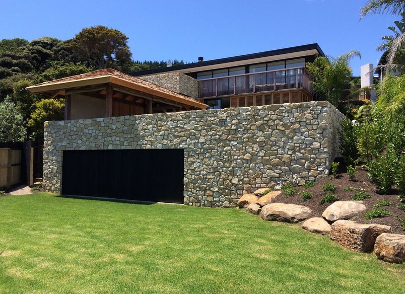 Te Kuiti Limestone, Langs Beach.