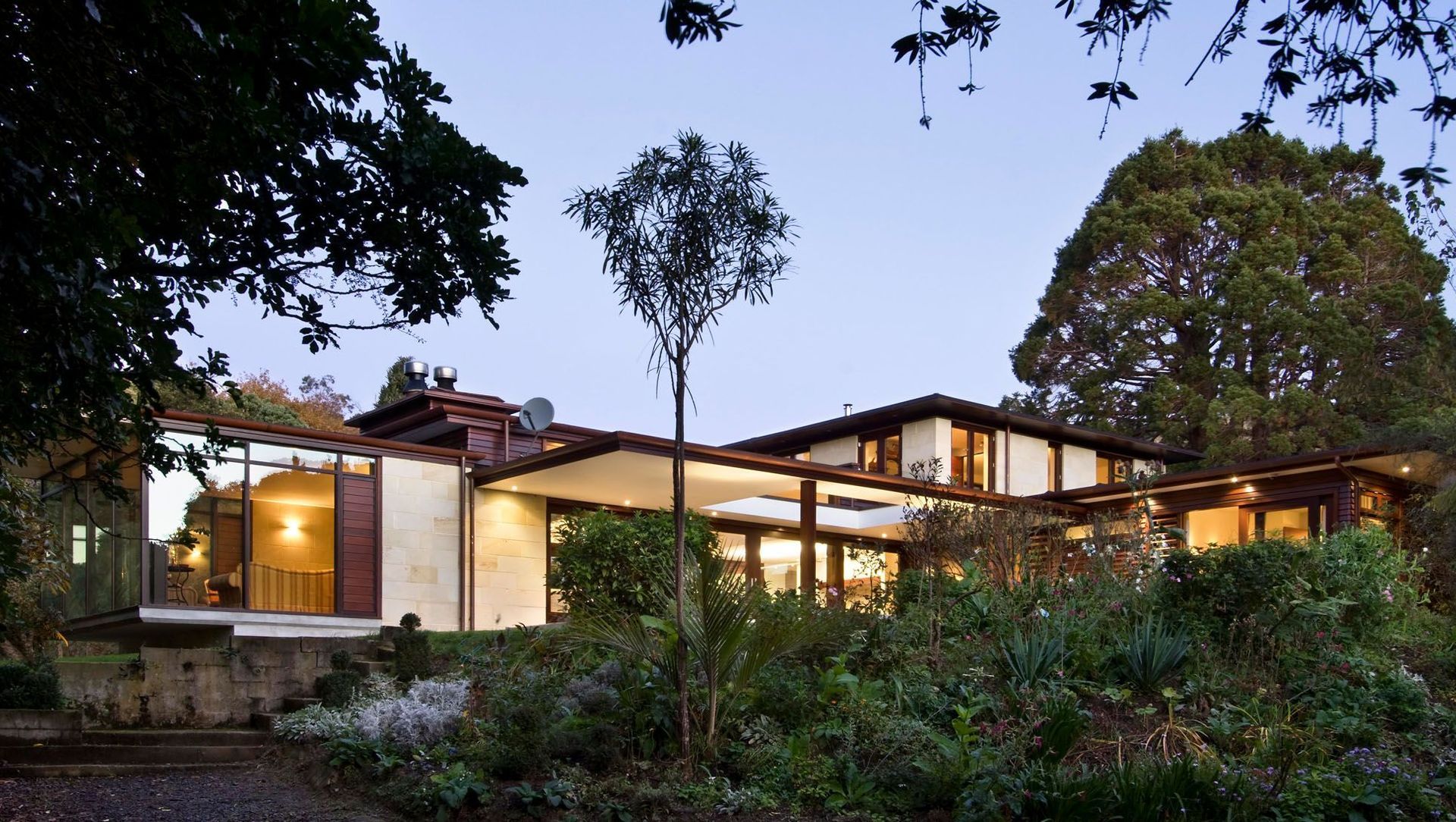 Te Rama House banner