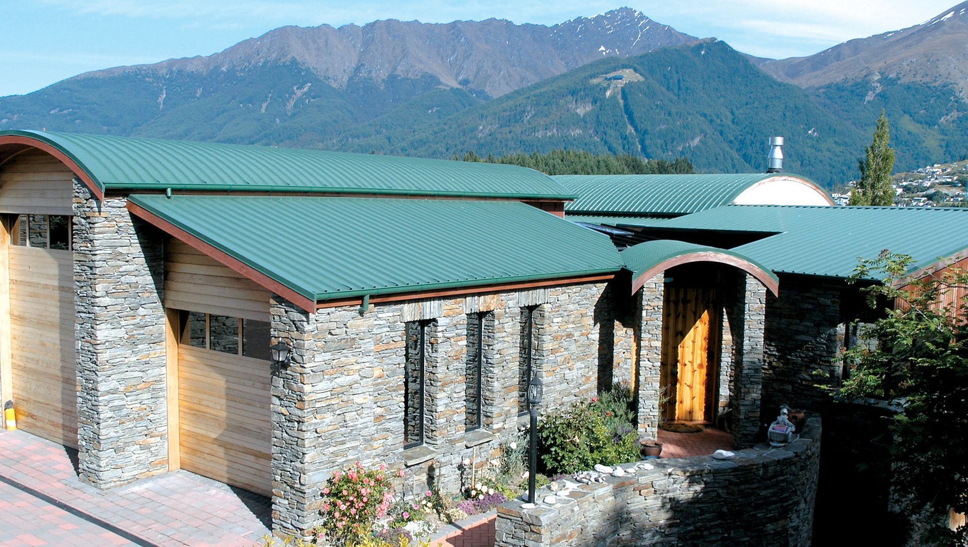 The Goodalls Curved Roof Project banner