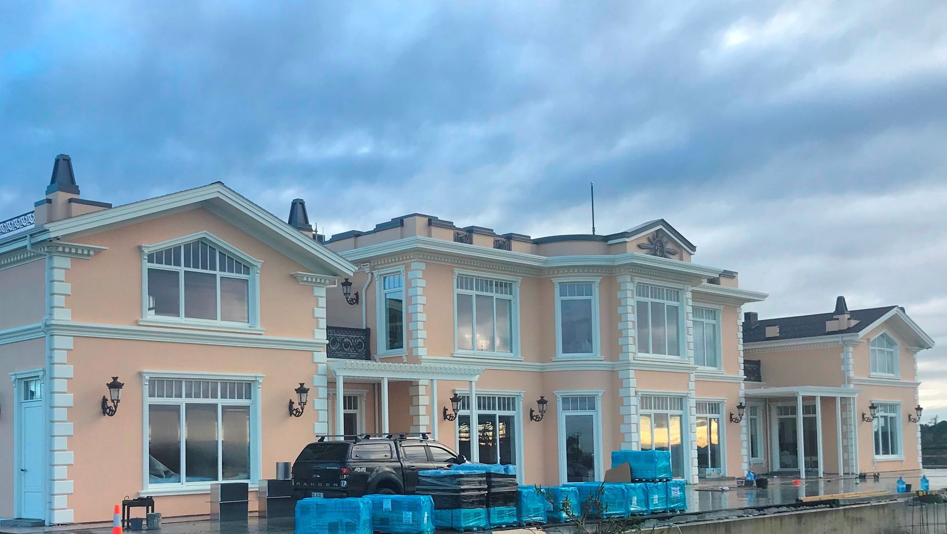 The Riverhead Mansion banner