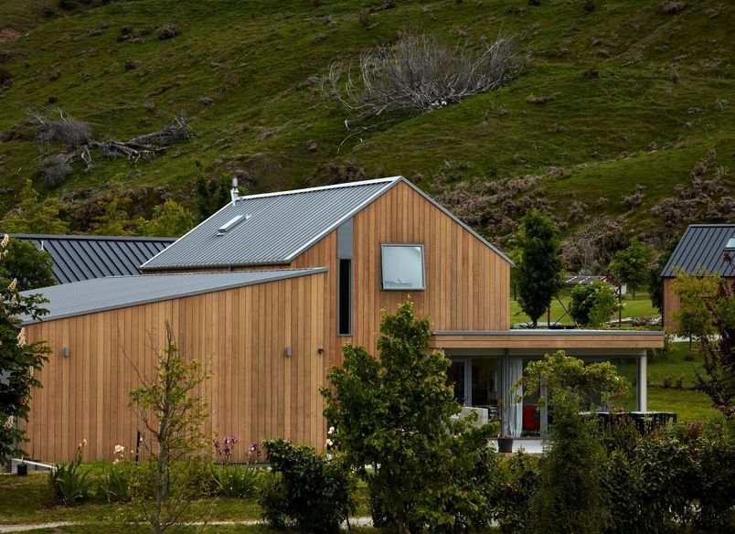 Threepwood SIPs House