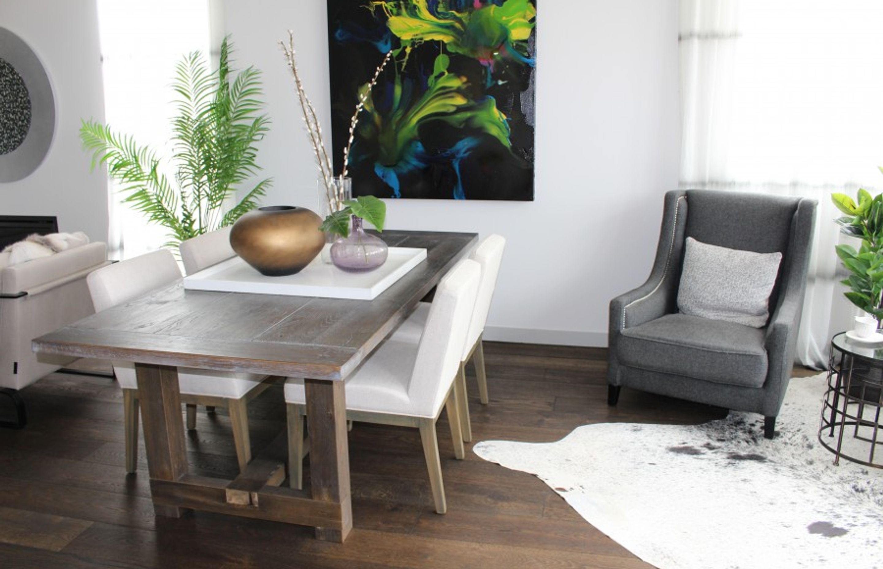 Towai I - Light Feature Engineered European Oak Flooring finished w/ Oil in 'Nero'
