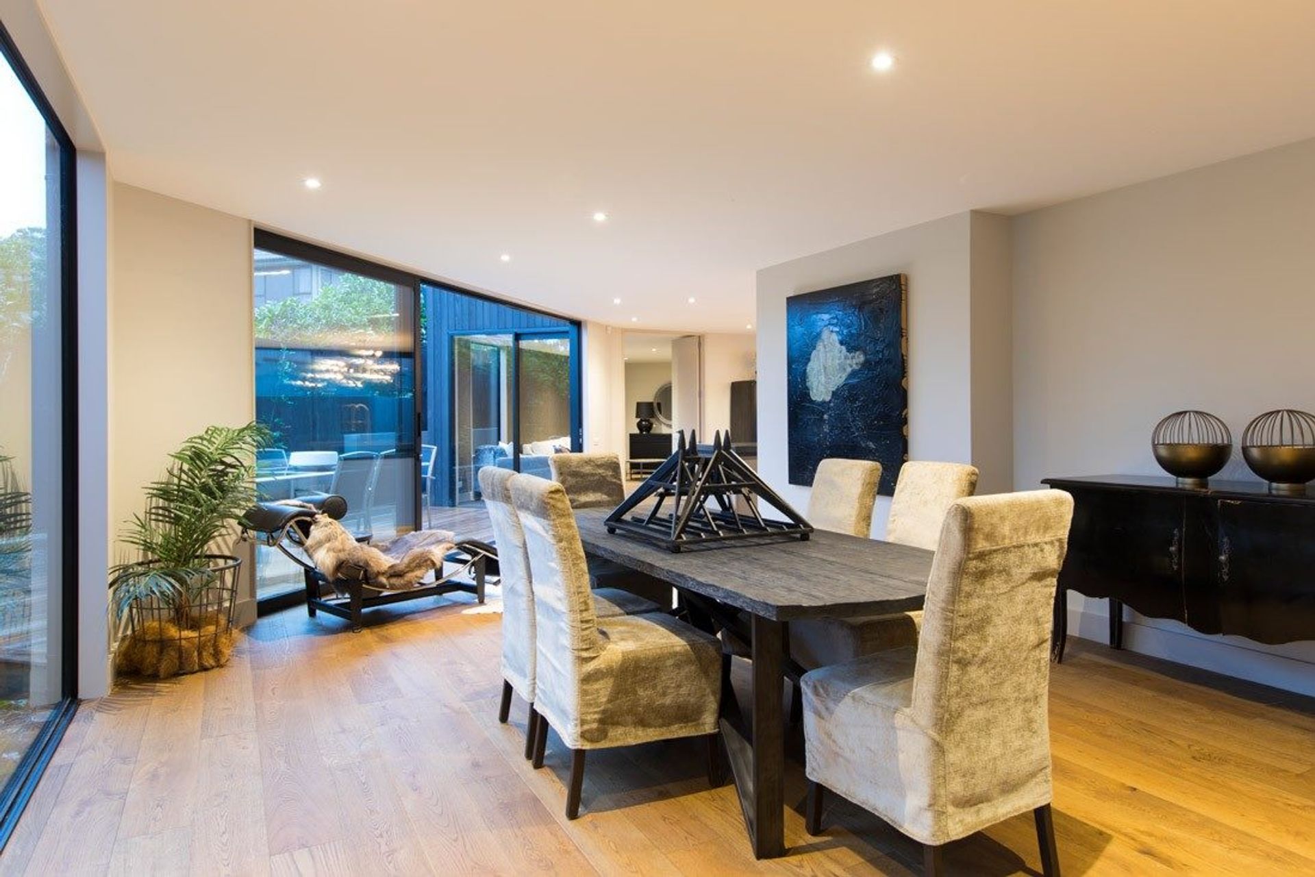 Towai II - Light Feature Engineered European Oak finished w/ Oil in 'Castle Brown'