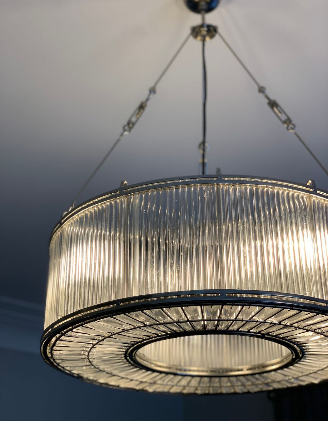 A touch of art deco in the pendant lights