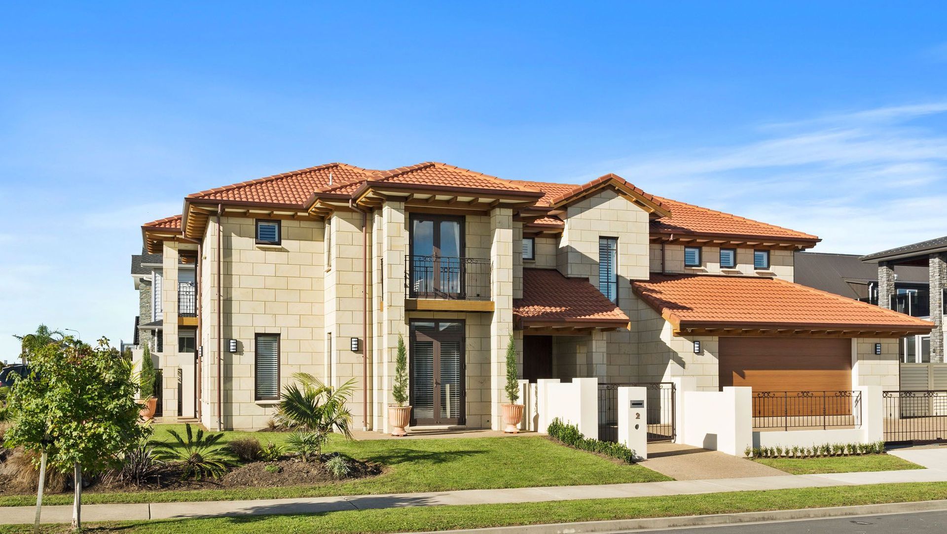 Troys Link Home banner