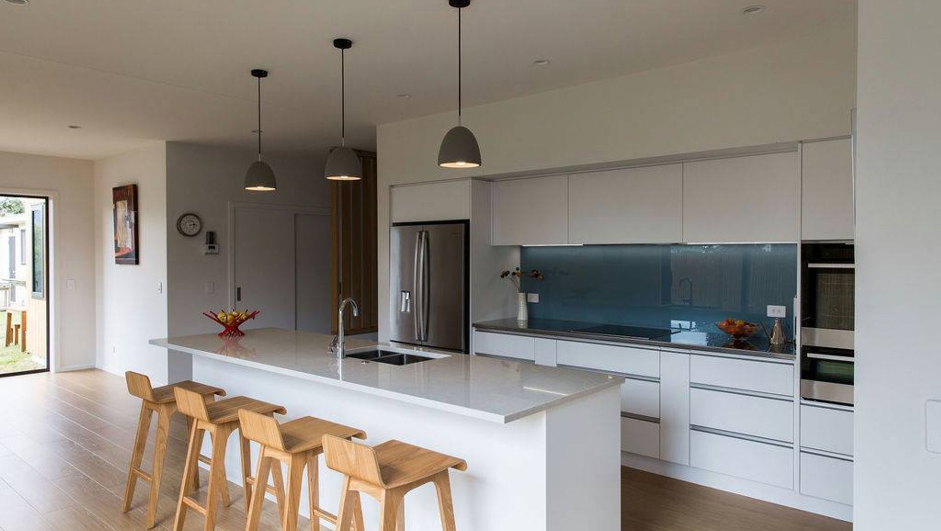 Tutere Street Home banner