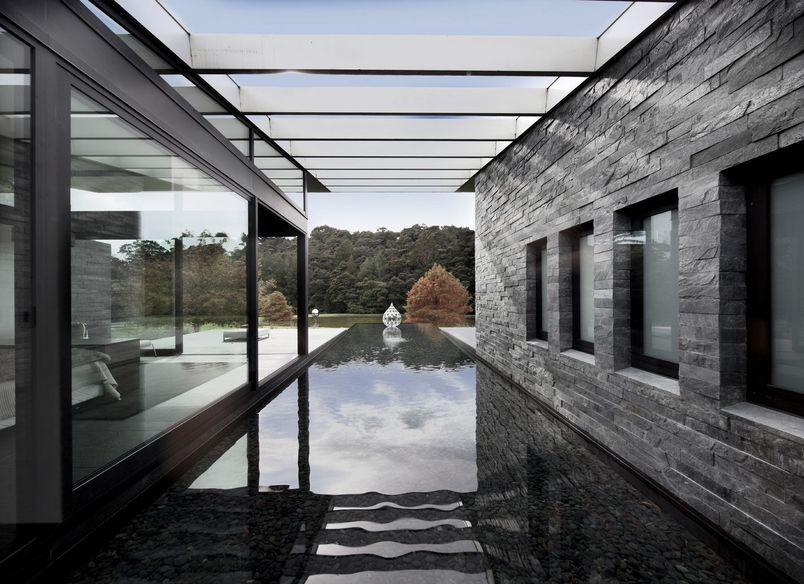 Silver Quartzite Variable Length Cladding, Coatesville