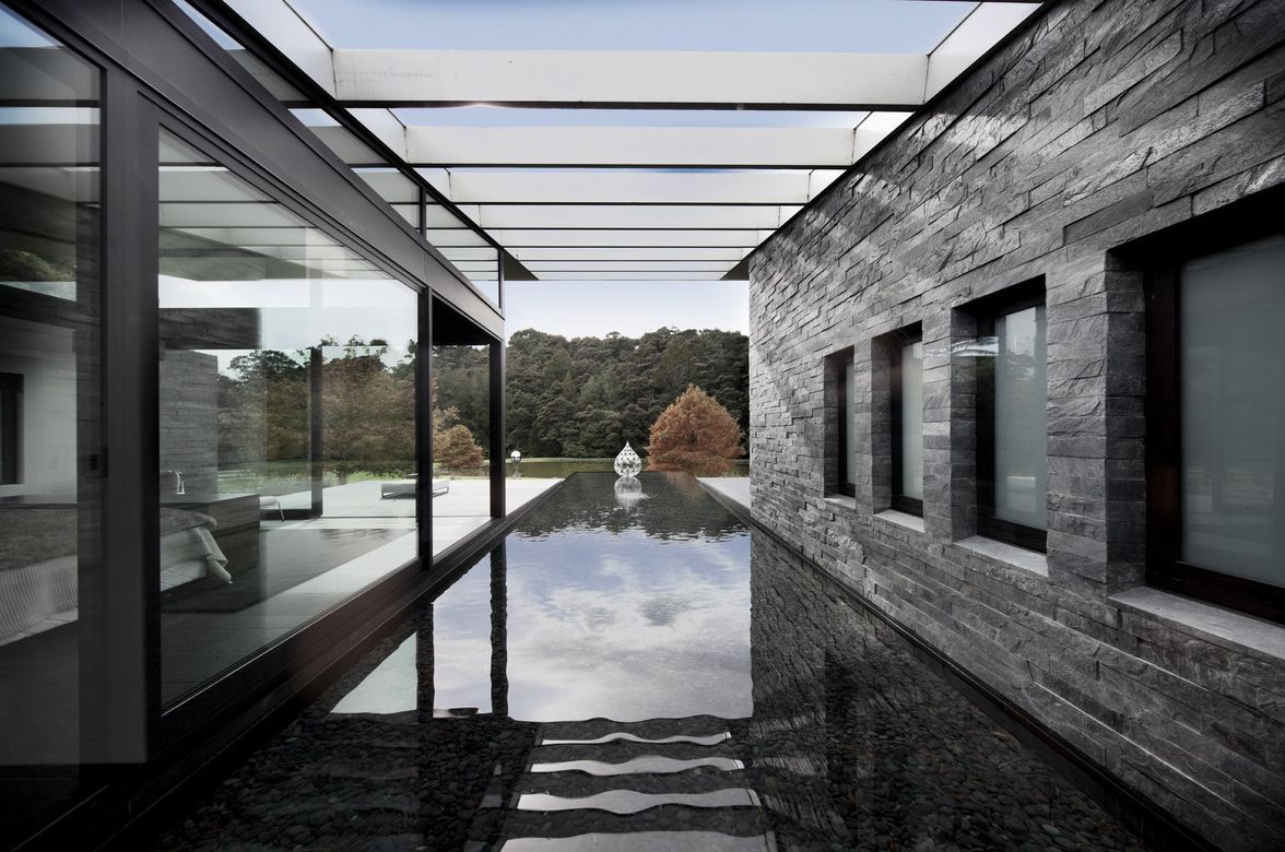 Silver Quartzite Variable Length Cladding, Coatesville