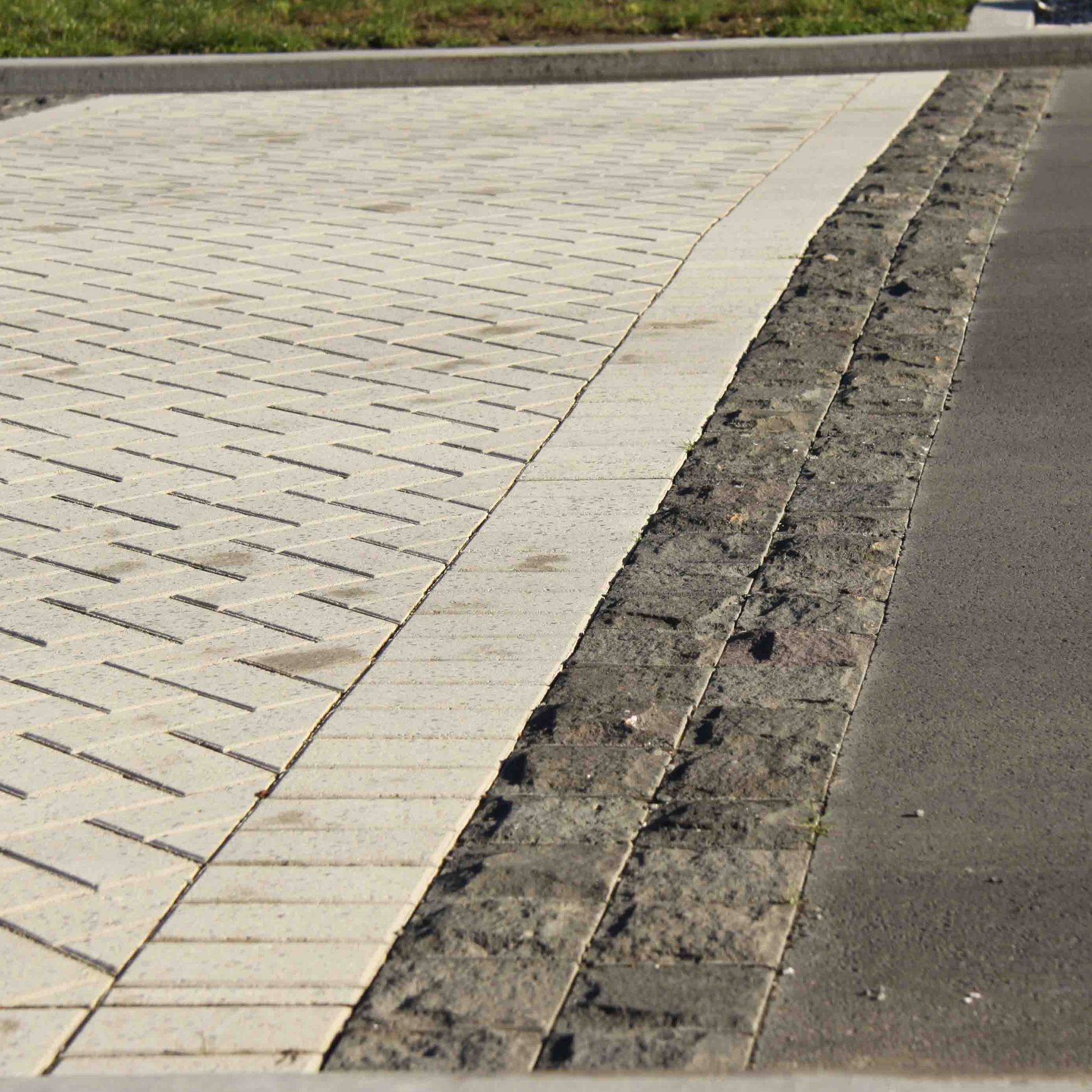 Bluestone Vehicular Paving
