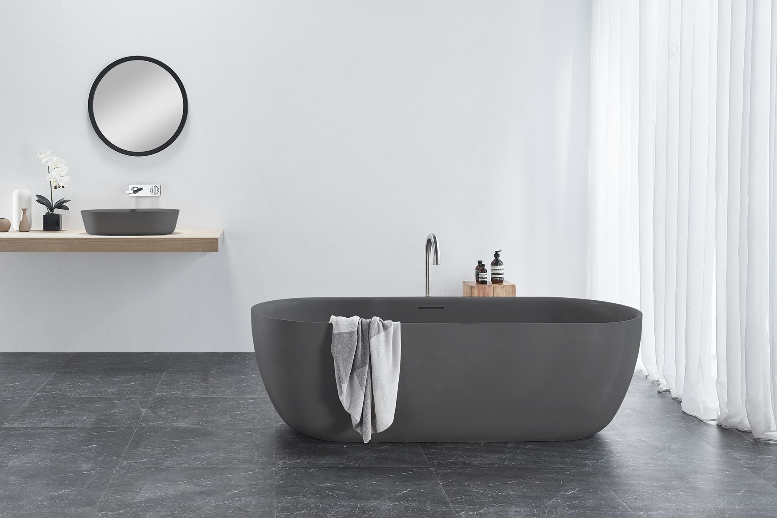 Vela 1500 Freestanding Bath