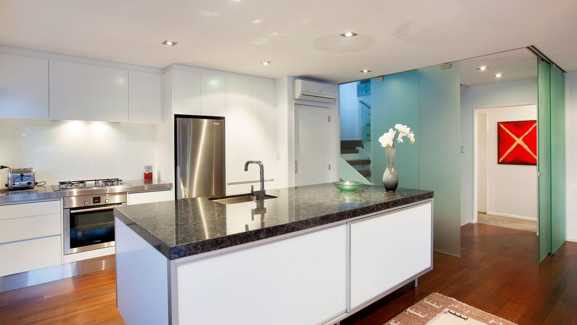 Victoria Rd Renovation banner