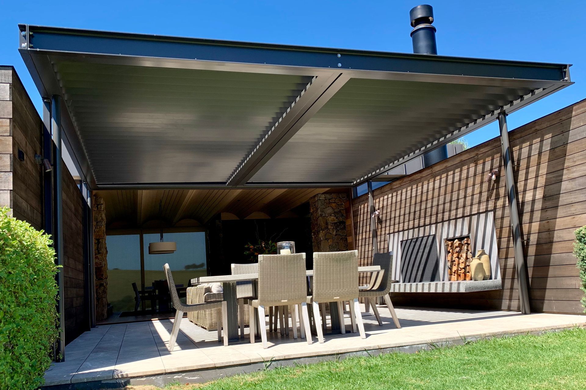 The clean lines of the RL200 work with the PFC frame