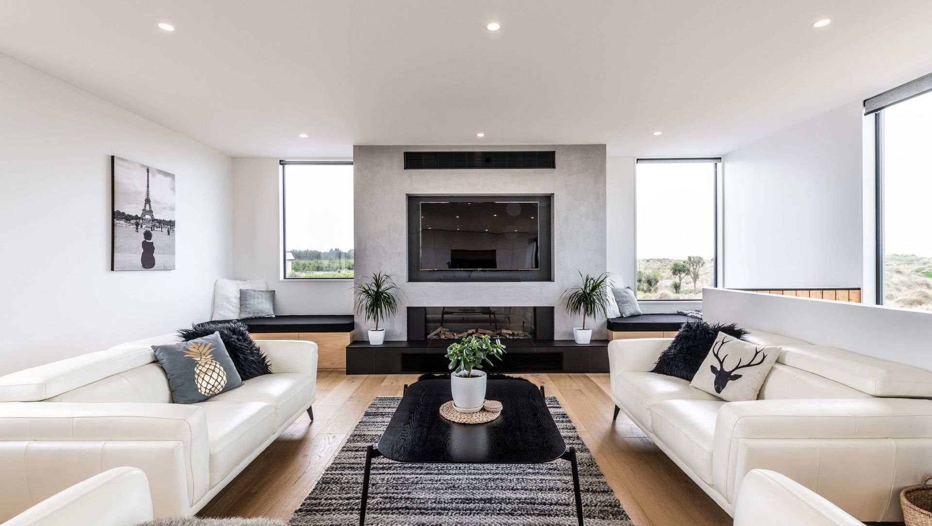 Waimairi Beach banner