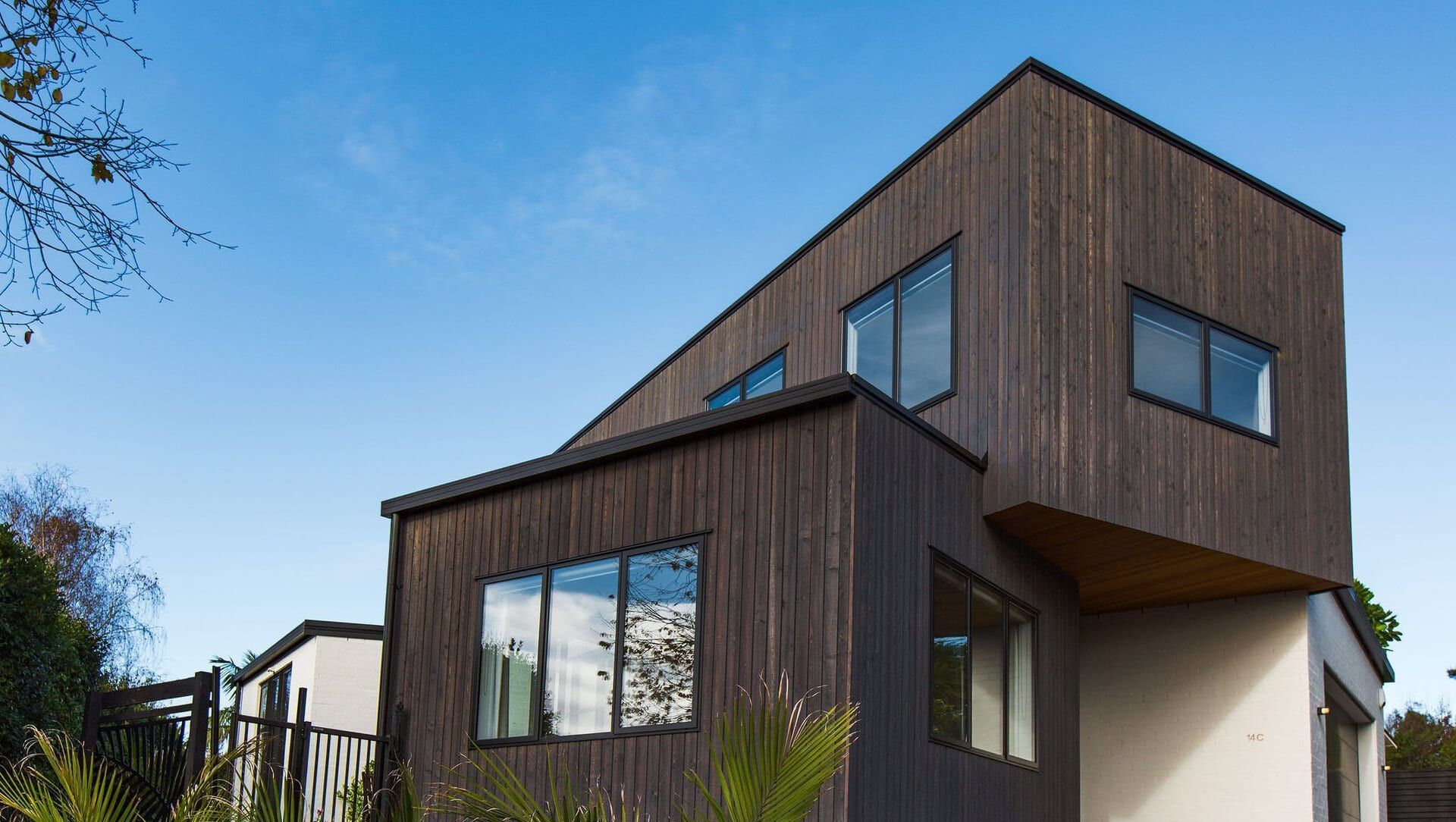 Wainoni House banner