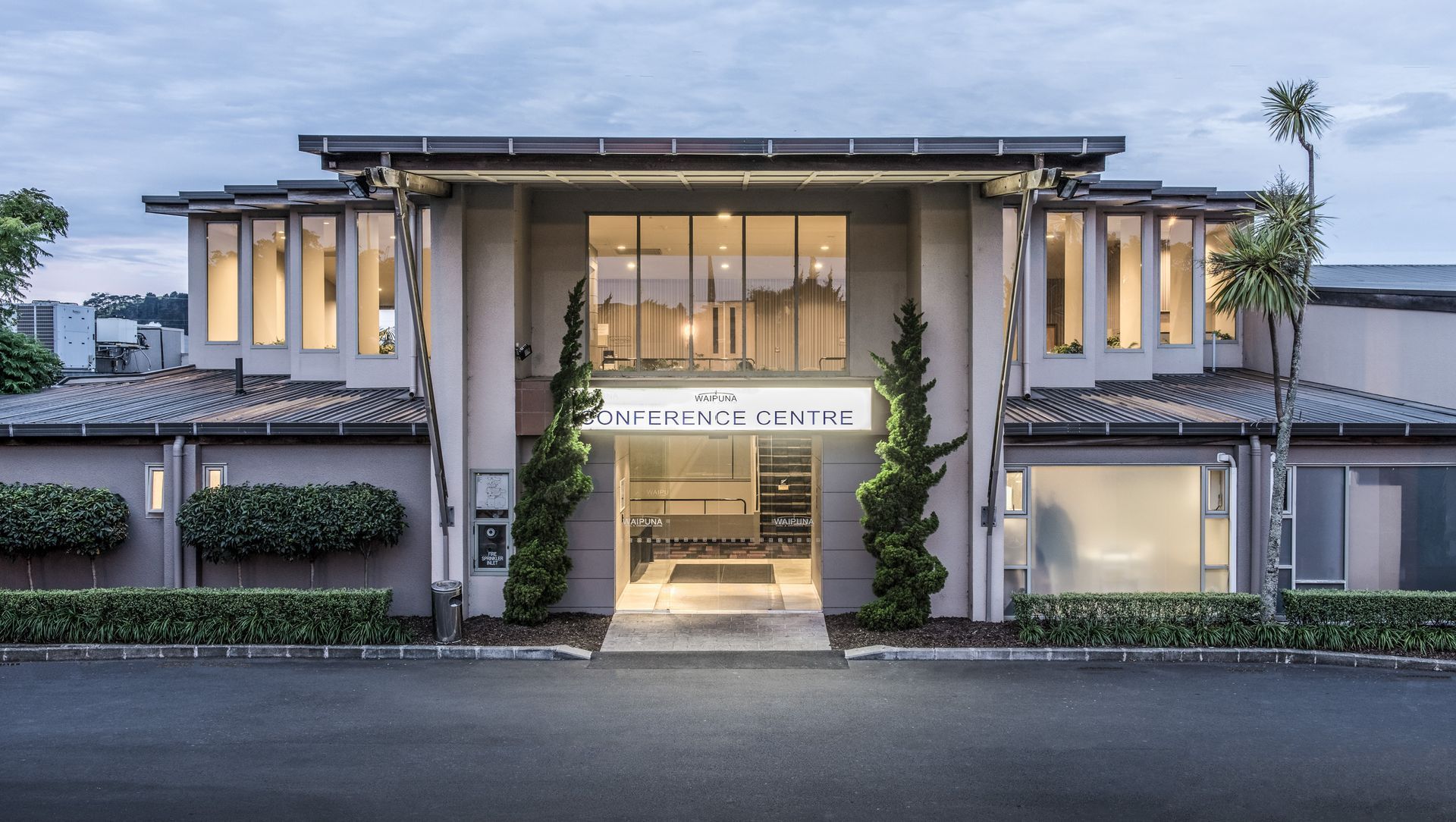 Waipuna Hotel and Conference Centre banner