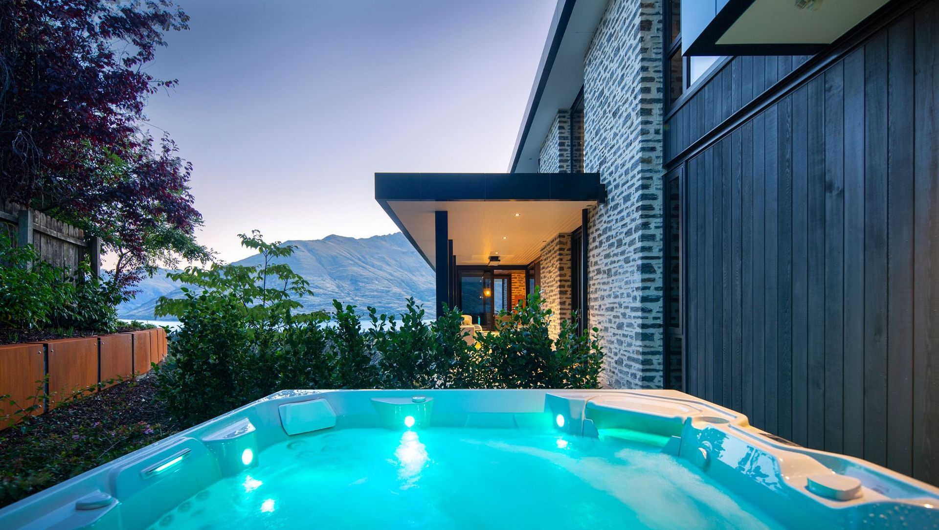 Wakatipu Heights banner