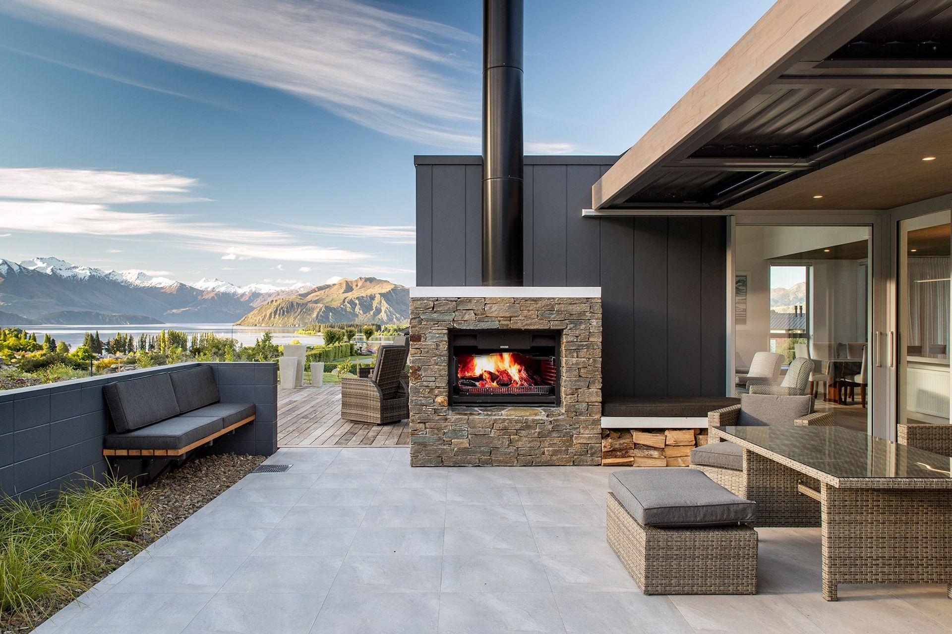 Photo by Simon Larkin