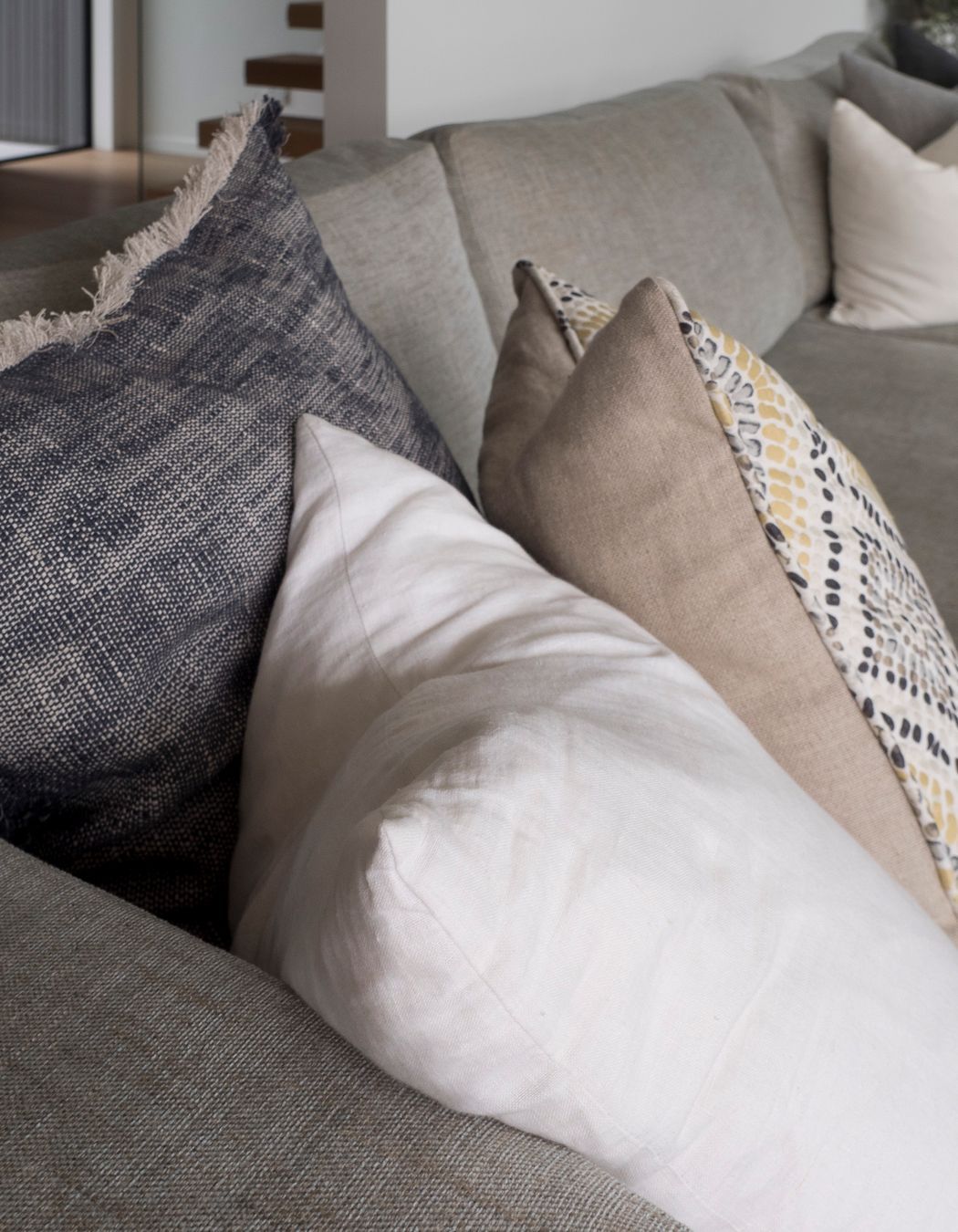 Super relaxed and super confortable to enjoy the view.