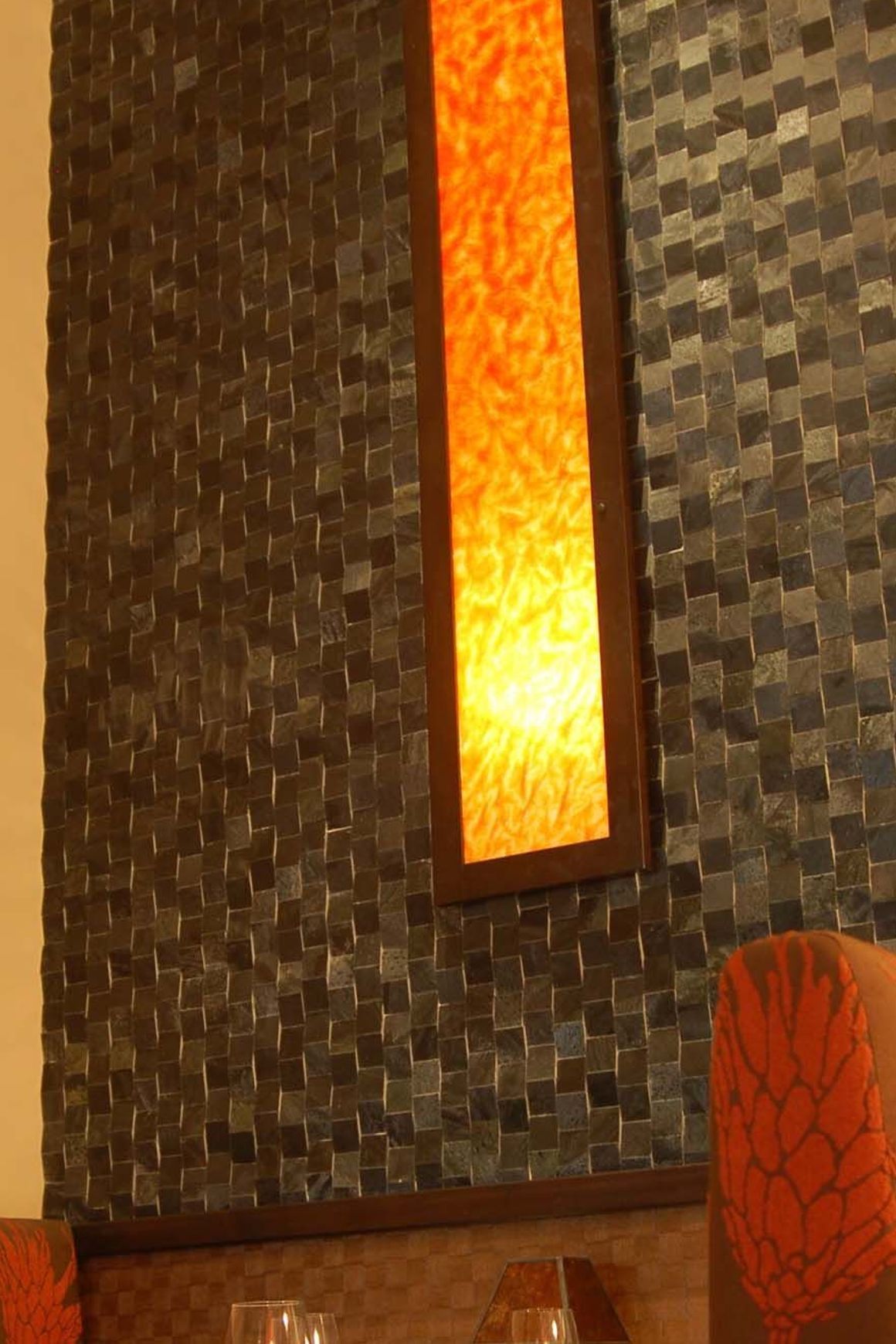 Wave Interlocking Tile