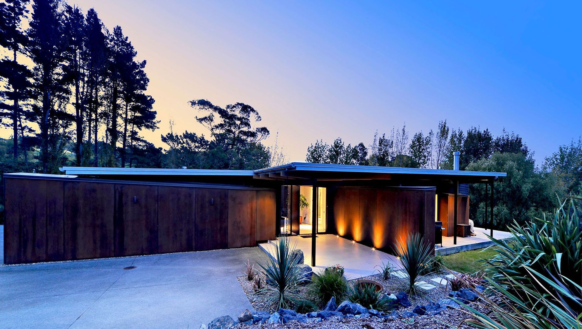 Whitford Home & Landscape banner