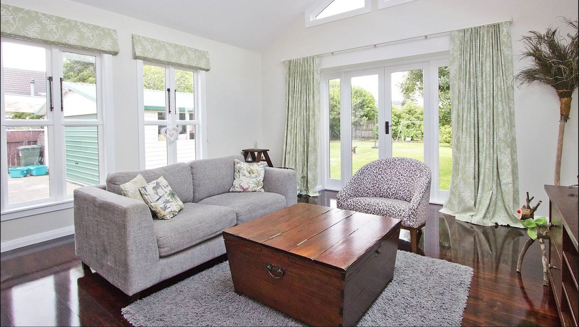 Woburn Bungalow banner