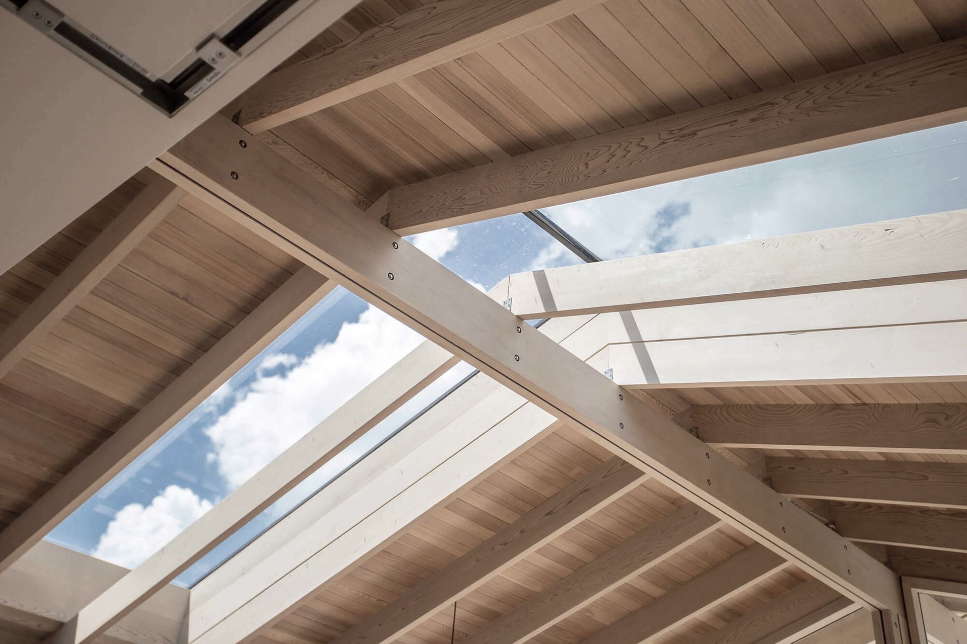 Woodstar Construction banner