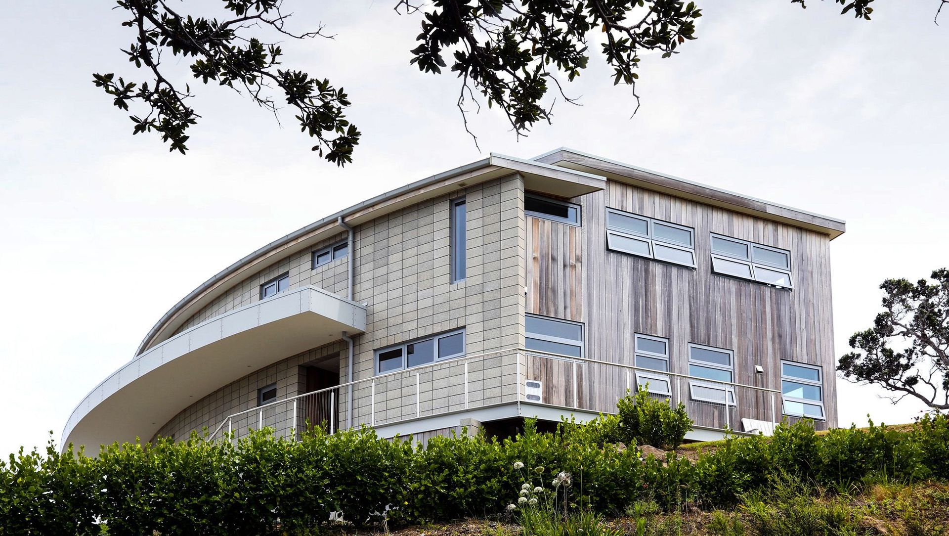 Wyuna Bay Beach House banner