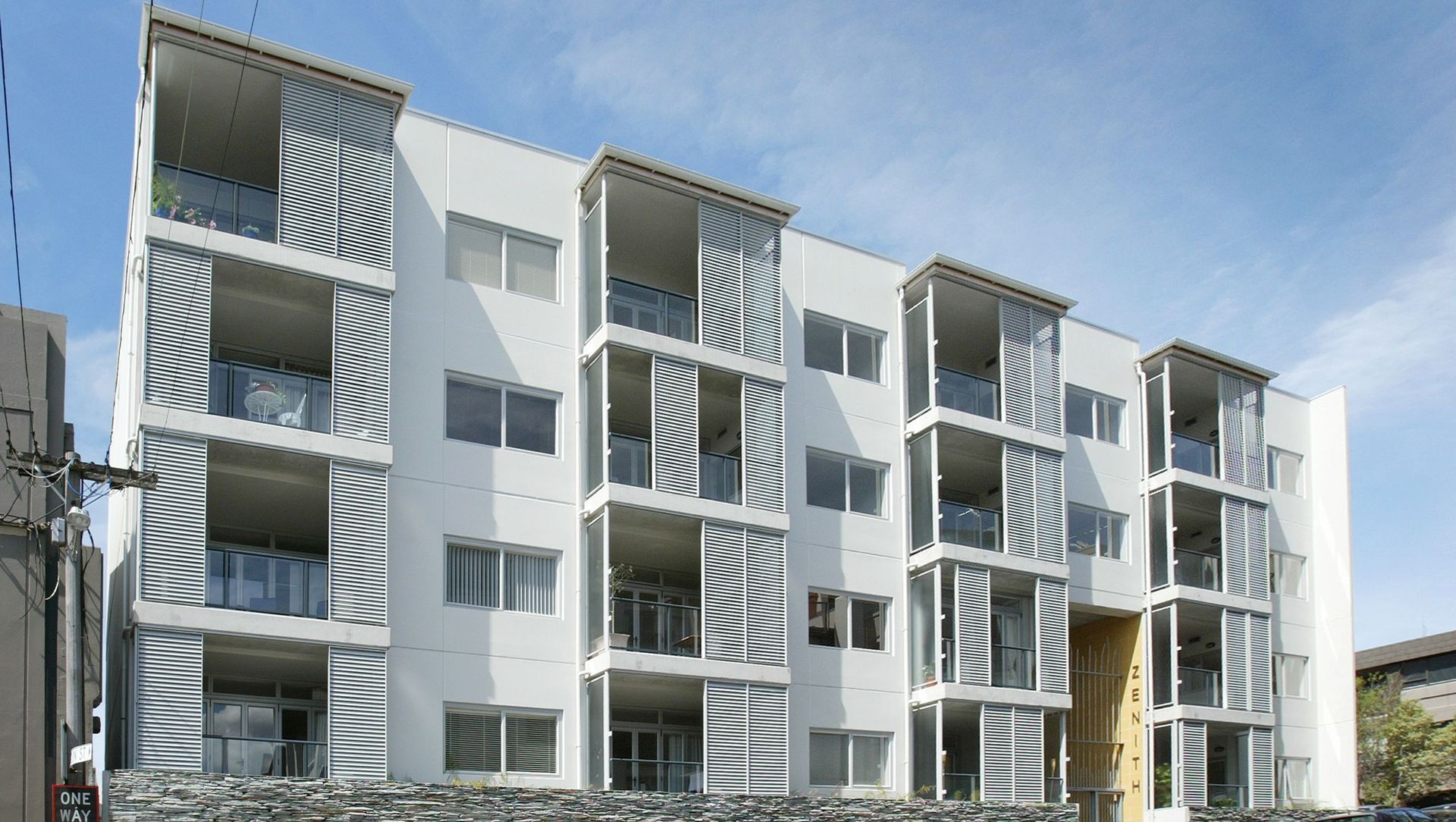 Zenith Apartments banner