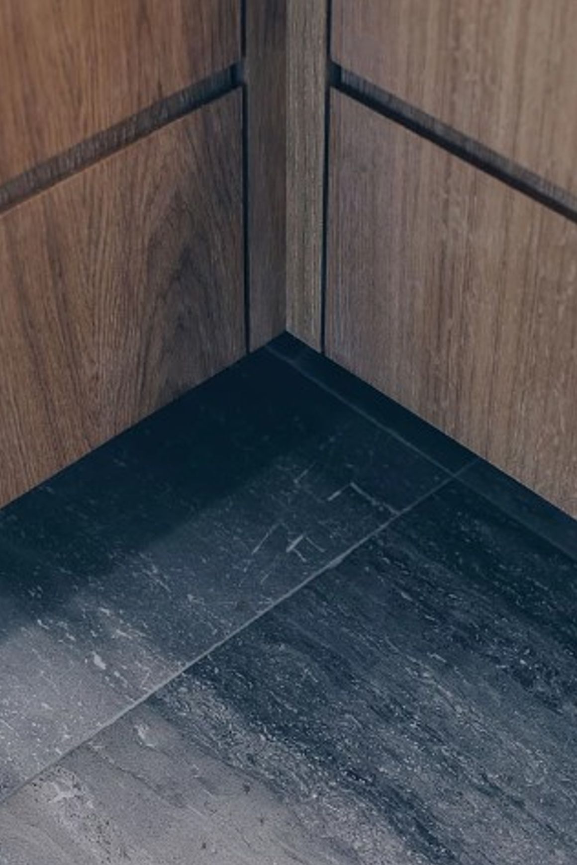 Autumnus Dark Marble