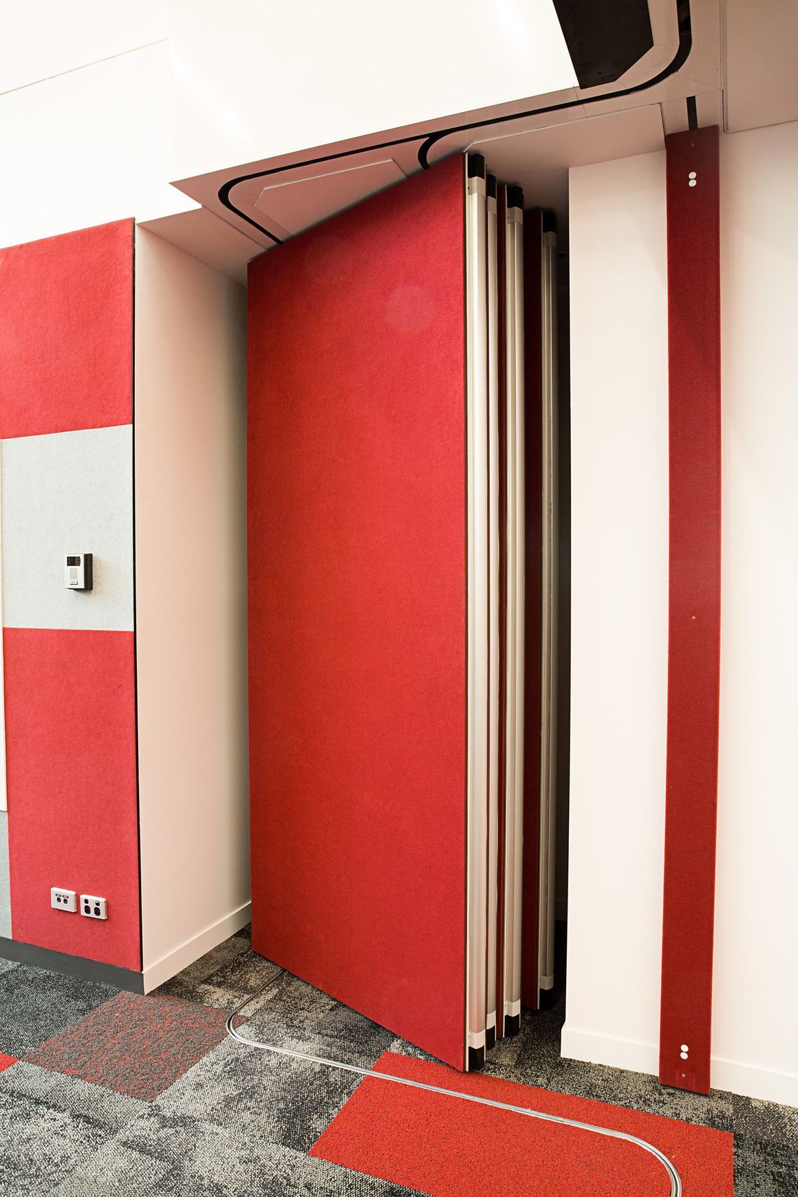 Moveo ComfortDrive - Fully Automatic Operable Wall