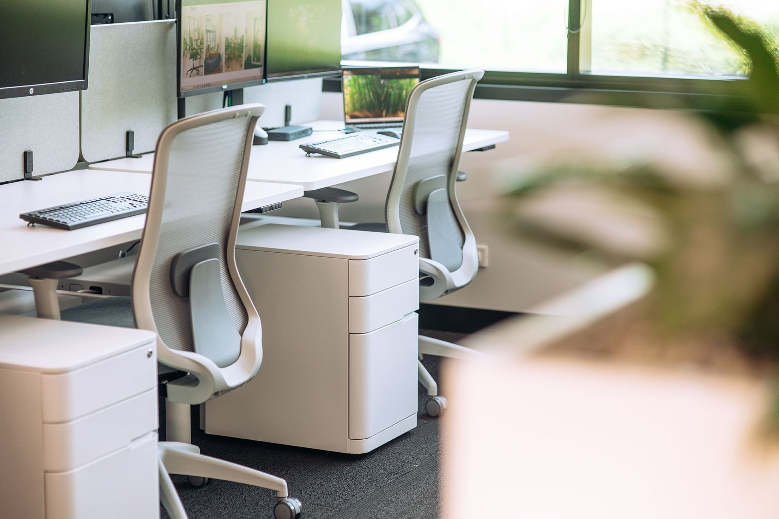 Buro Syntra Back-to-Back Standing Desk