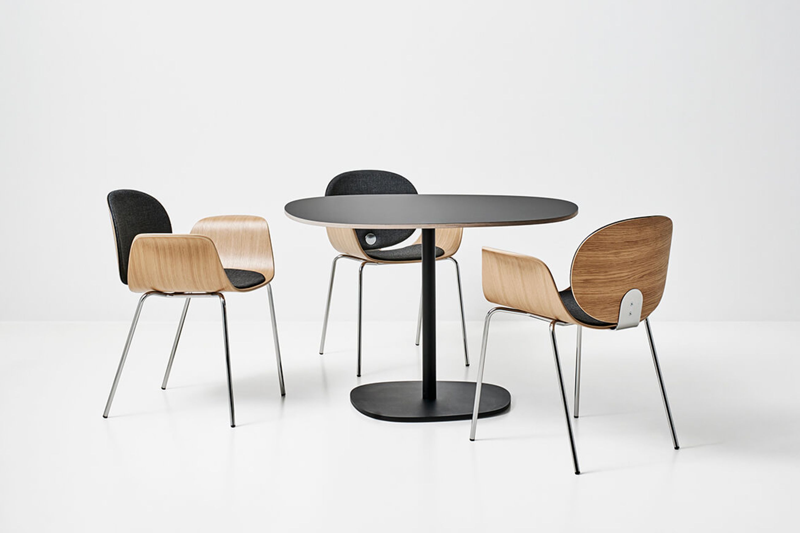 EJ 46-47 Taco Armchair by Erik Jørgensen