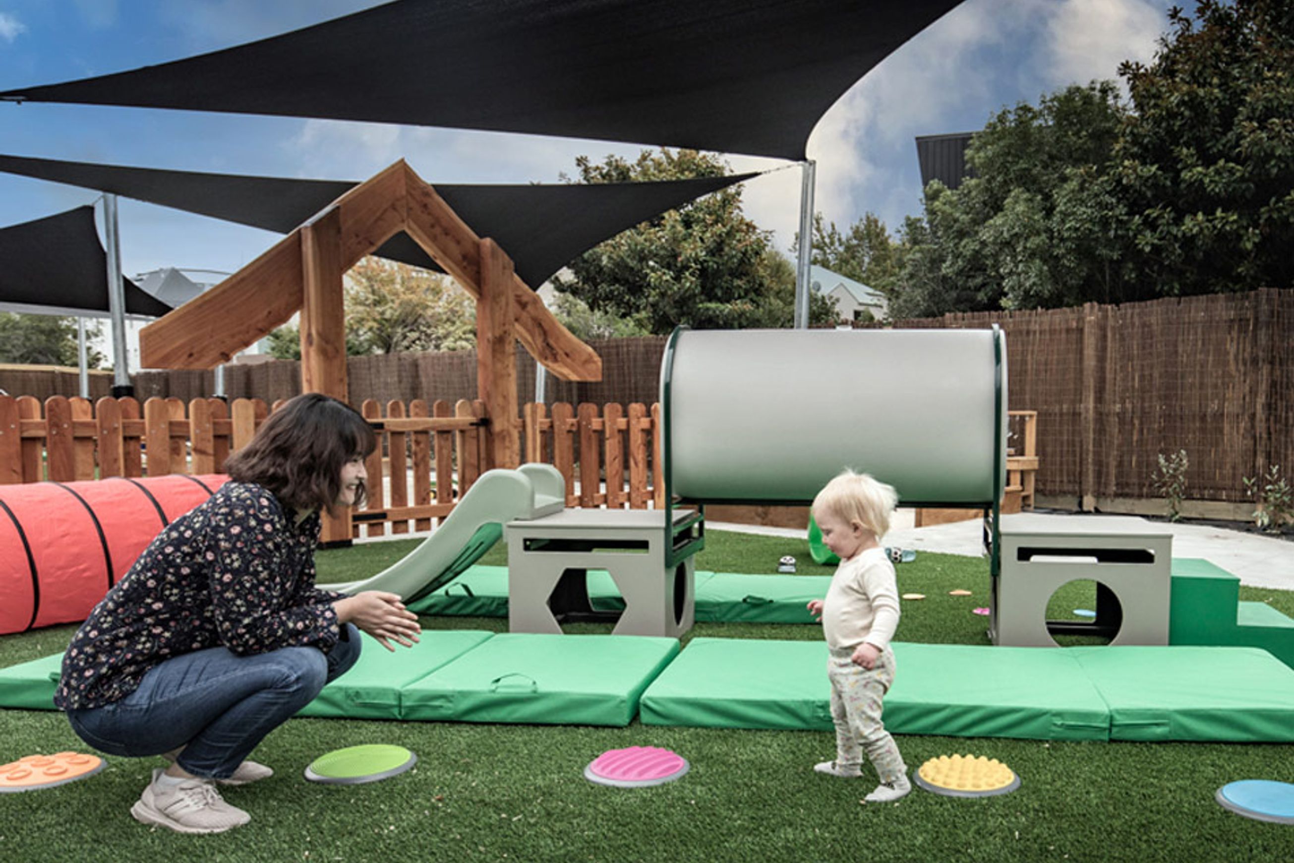 Woodland 35 - Artificial Turf/Landscaping by SmartGrass