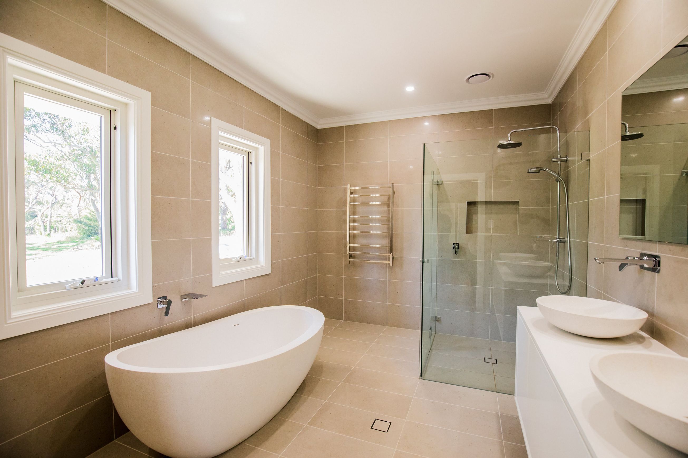Elevate | Series 466 | Awning/Casement Window