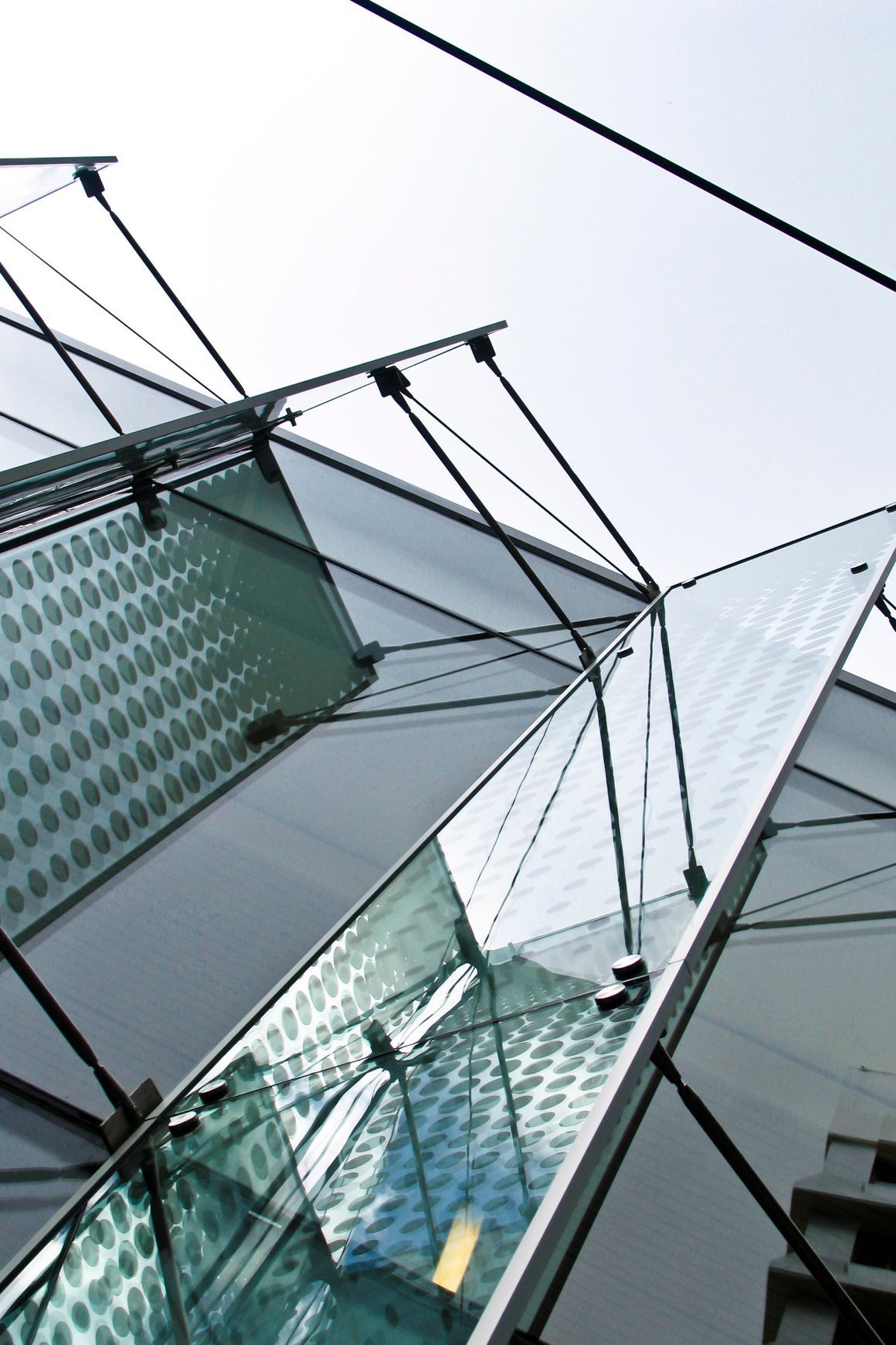 Glass Fins & Louvres