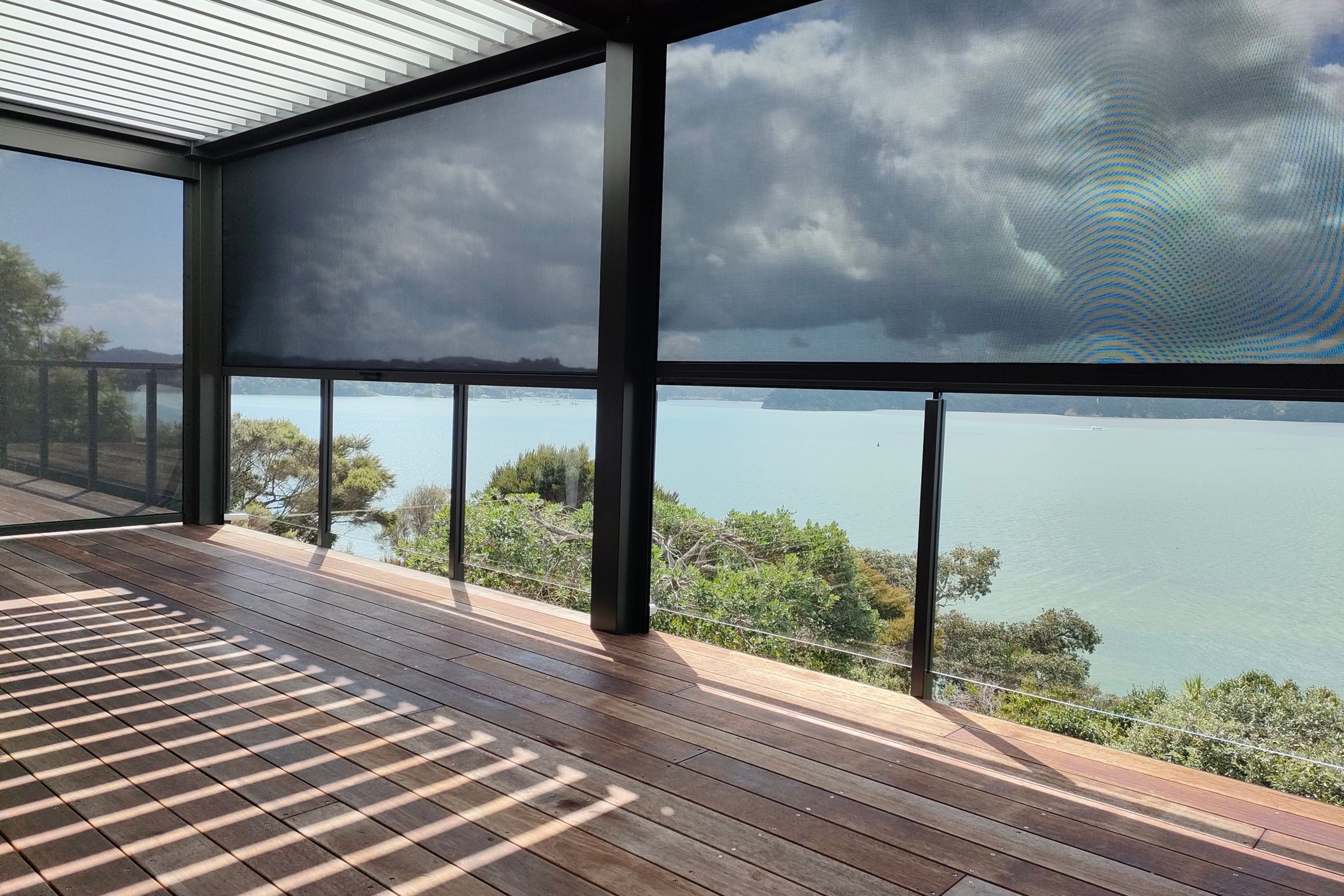 Solarzip® Outdoor Blind