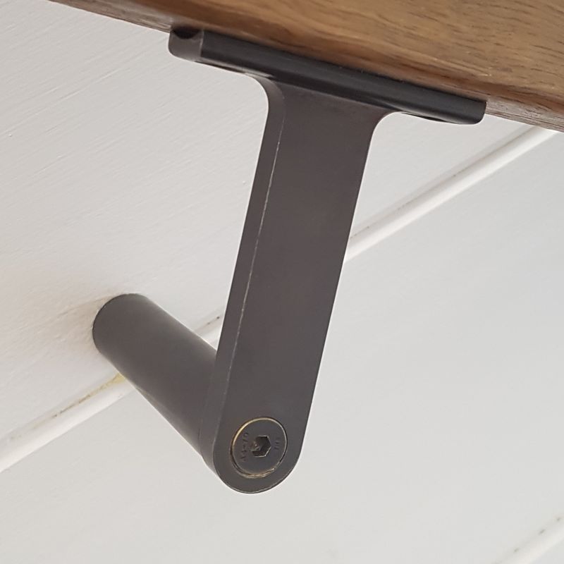 HB500 “T” Stair Rail Bracket