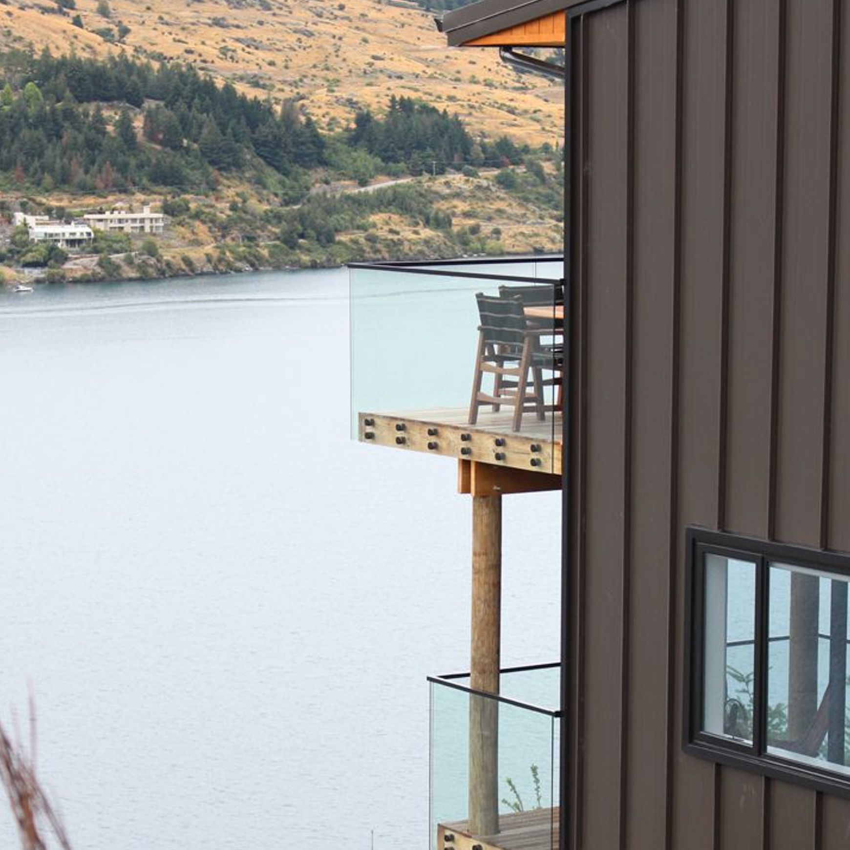 Edgetec® Double Disc Glass Balustrade
