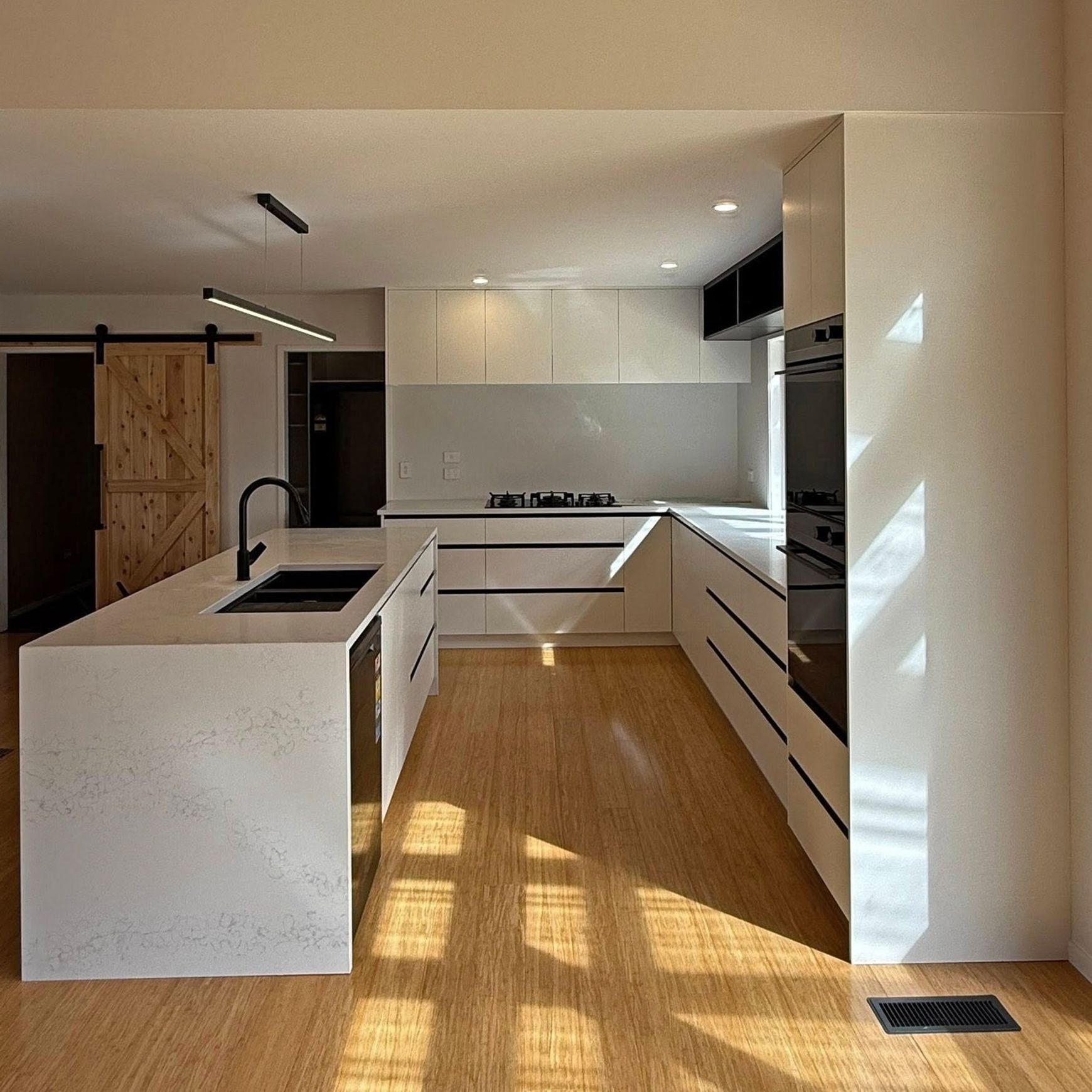 Compressed Bamboo Flooring - Natural