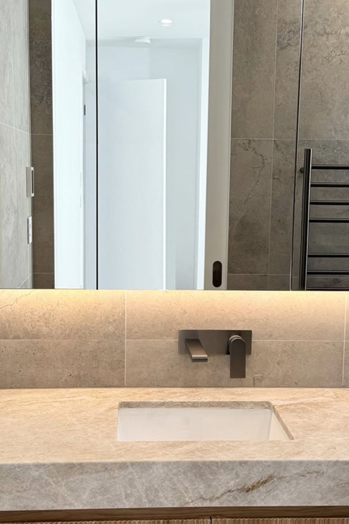 Bianca Basin/Bath Mixer 230mm | Gun Metal