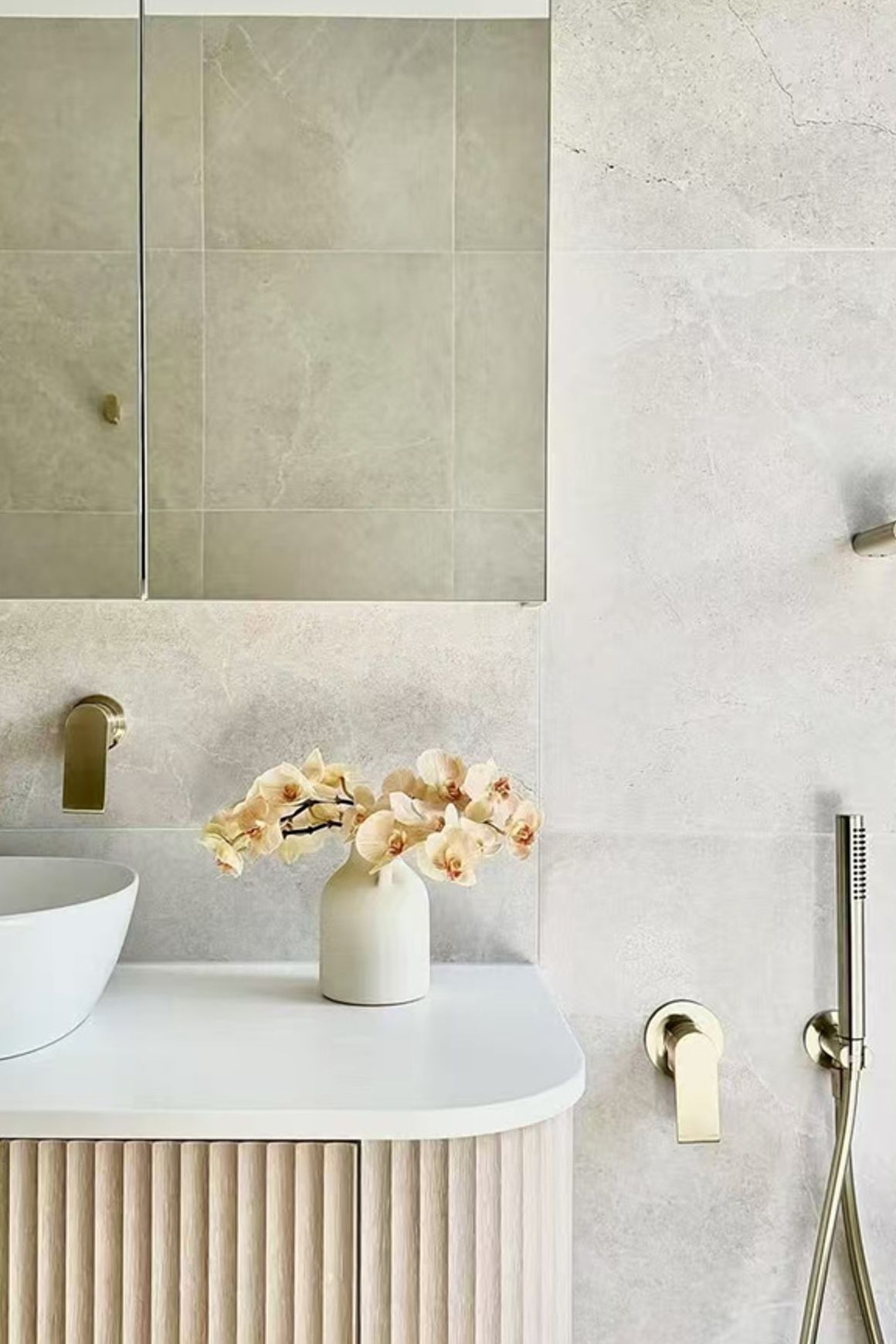 Bianca Basin/Bath Mixer Back Plate 230mm | Brushed Nickel